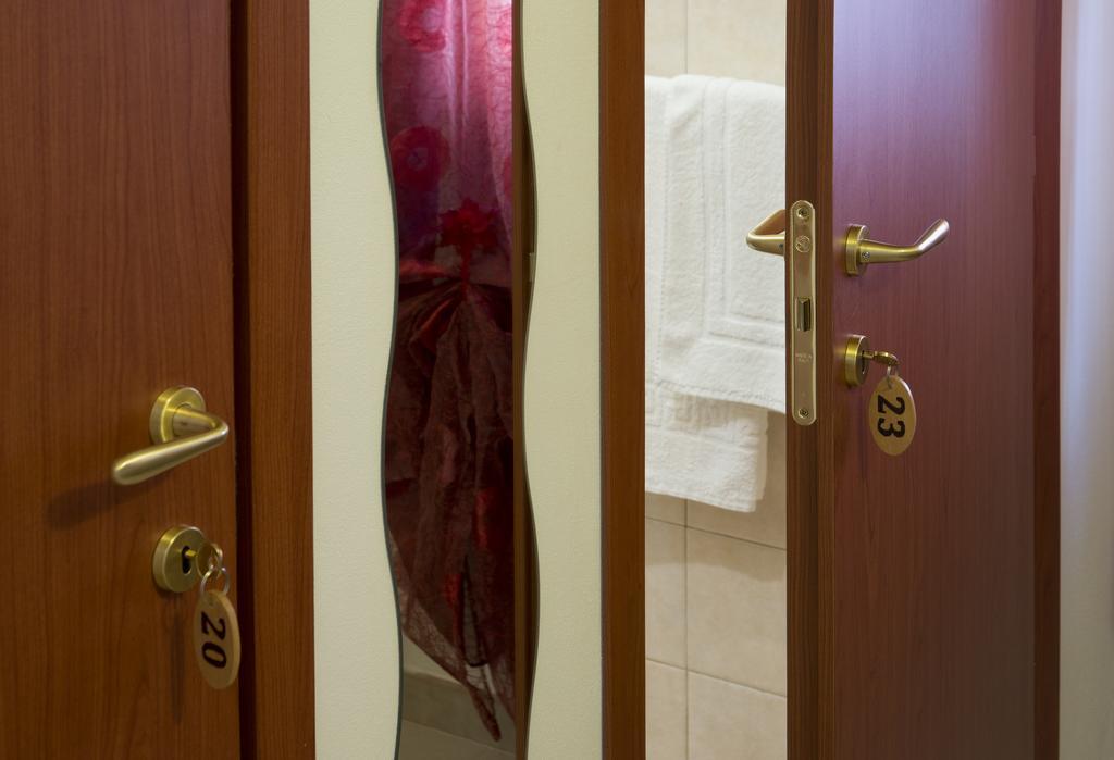 Bed and Breakfast Mamma Lucia Мандурия Экстерьер фото